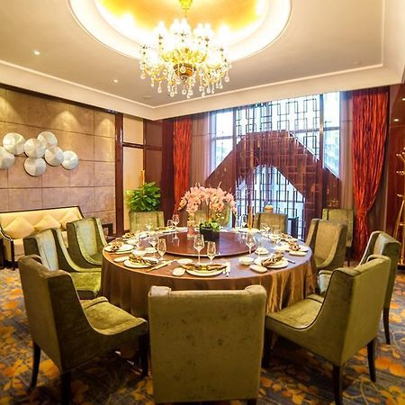 Longyatt Hotel Foshan Esterno foto